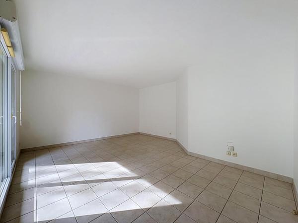 T2 – 51 m2 – BALCON – GARAGE – CAVE – 69003 LYON