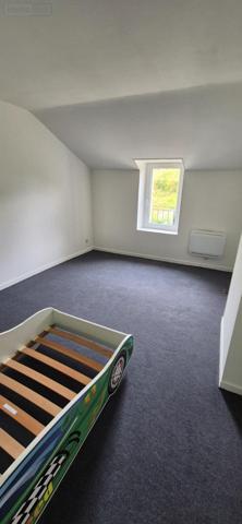 Maison à louer à Val-au-Perche dans l'Orne (61260), ref : 468   
centre bourg