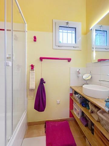 Maison de ville 6 pièces – Charme & extérieurs
