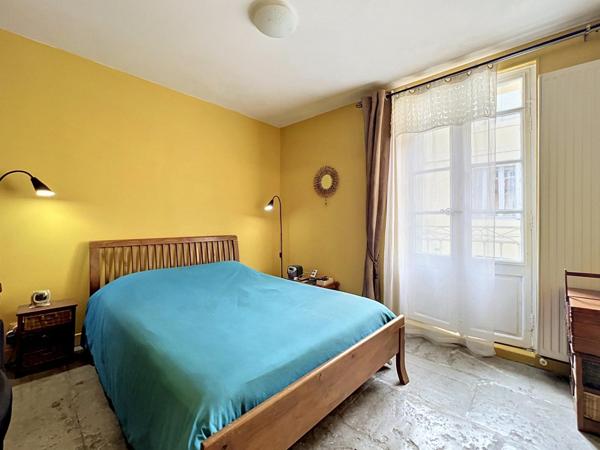 Maison de ville 6 pièces – Charme & extérieurs