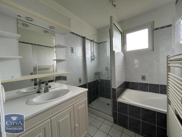 Maison à louer 3 pièces 59.03m² Villedieu-sur-Indre (36320)