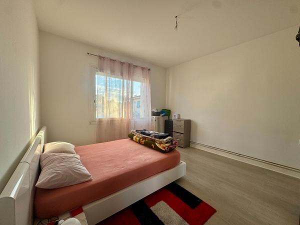 Double logement : confort familial ou revenu locatif