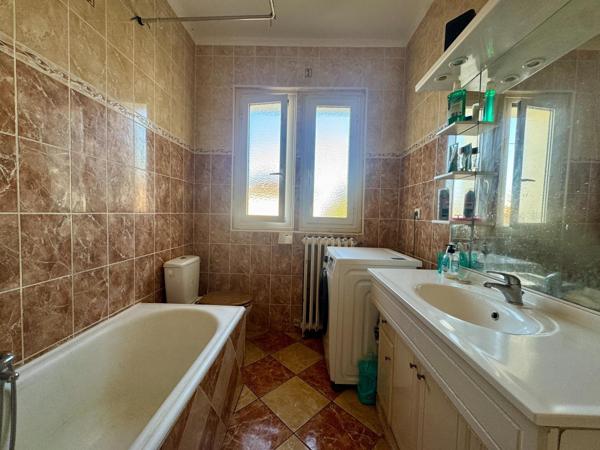 Double logement : confort familial ou revenu locatif