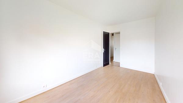 Appartement Paris 4 pièces 86 m2 avec balcon