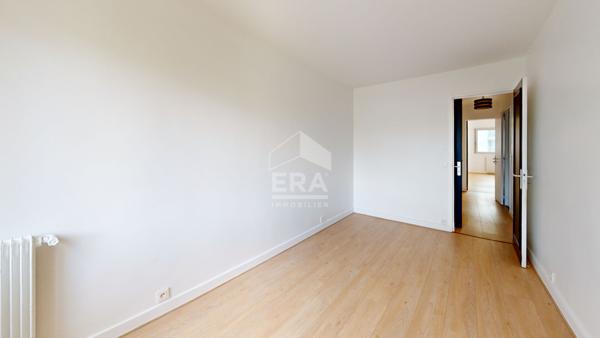 Appartement Paris 4 pièces 86 m2 avec balcon