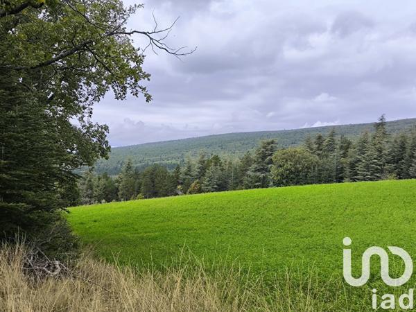 Maison de village 7 pièces de 160 m² à Saint-Étienne-les-Orgues (04230)