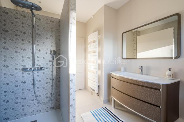 Demeure de 195,42 m²