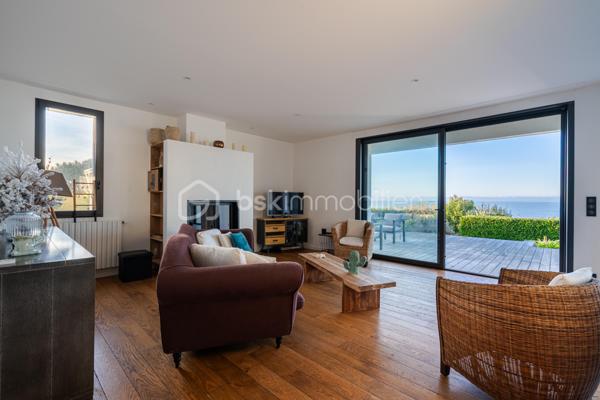 Demeure de 195,42 m²