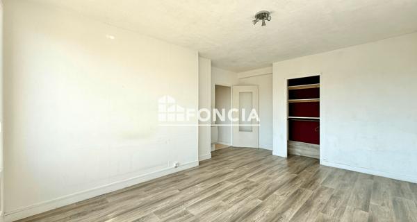 À vendre Appartement 2 pièces 45 m² - Bourgoin-jallieu 38300