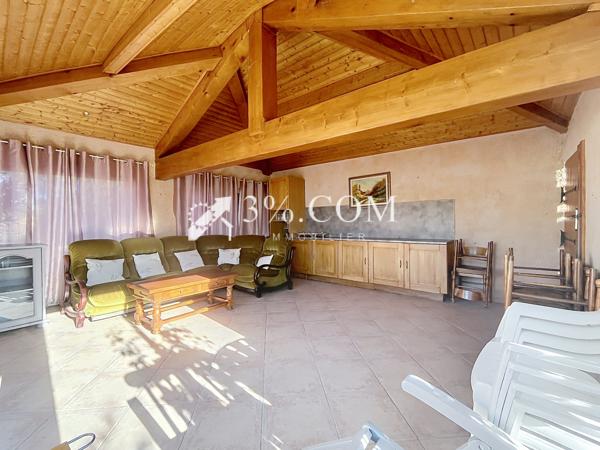 Maison 11 pièce(s) 7 chambre(s) 300.59 m²