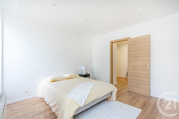 Appartement à vendre  4 pièces - 109,71 m2 PARIS - 75003