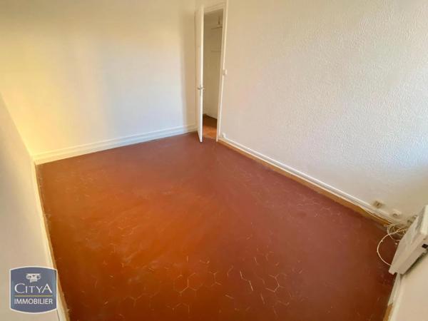 Appartement à louer 2 pièces 37.8m² La Seyne-sur-Mer (83500)