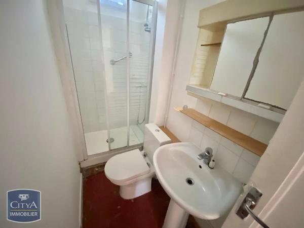 Appartement à louer 2 pièces 37.8m² La Seyne-sur-Mer (83500)