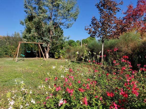 Dpt Tarn et Garonne (82), à vendre MONTAUBAN maison P5 de 178,56 m² - Terrain de 2 187,00 m² avec piscine, garage et pool house