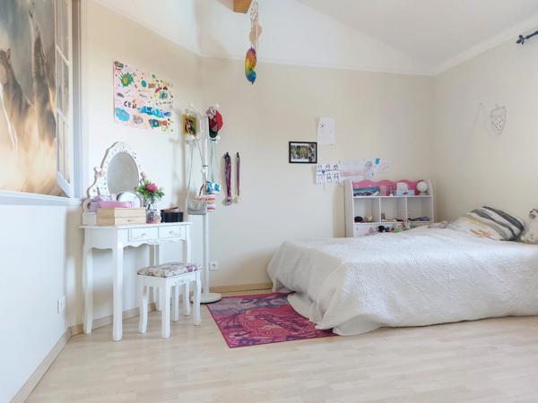 Dpt Tarn et Garonne (82), à vendre MONTAUBAN maison P5 de 178,56 m² - Terrain de 2 187,00 m² avec piscine, garage et pool house