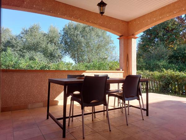 Dpt Tarn et Garonne (82), à vendre MONTAUBAN maison P5 de 178,56 m² - Terrain de 2 187,00 m² avec piscine, garage et pool house