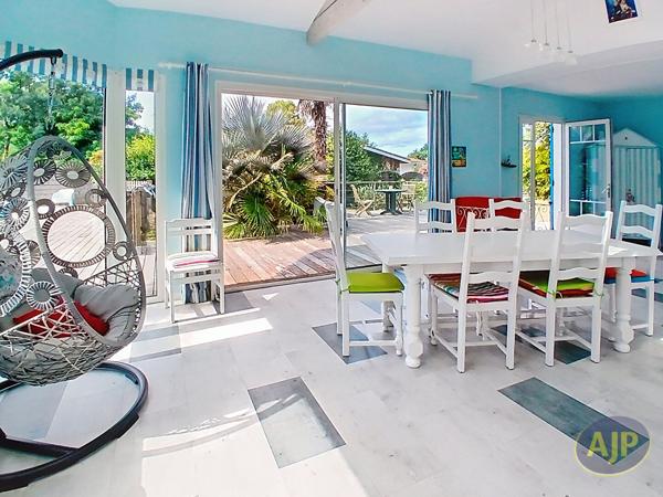 Maison à vendre Andernos Les Bains - 6 pièces, 163m² avec 3 chambre(s) à 756 000€ - AJP Immobilier Andernos les Bains