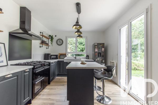 Maison à vendre 10 pièces 194 m² Saint-Fargeau-Ponthierry