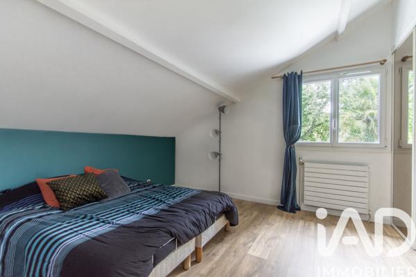 Maison à vendre 10 pièces 194 m² Saint-Fargeau-Ponthierry