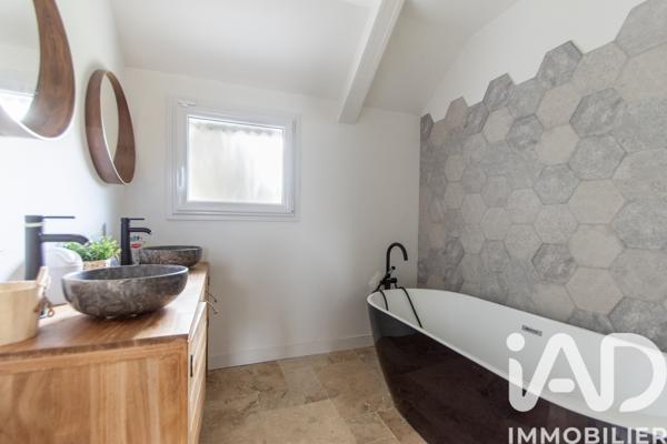 Maison à vendre 10 pièces 194 m² Saint-Fargeau-Ponthierry