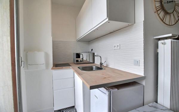 Appartement à vendre    1 pièce • 23,73 m2 Clichy