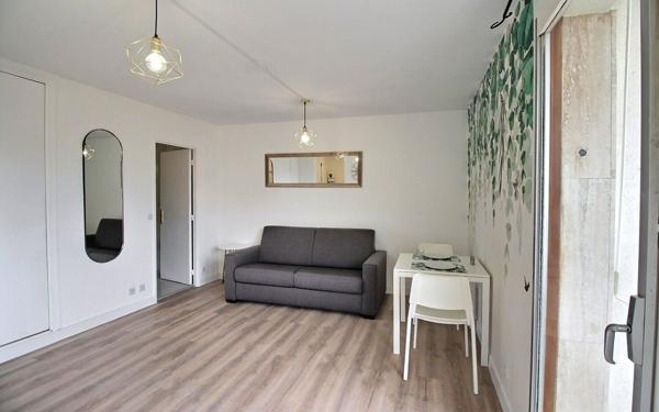 Appartement à vendre    1 pièce • 23,73 m2 Clichy