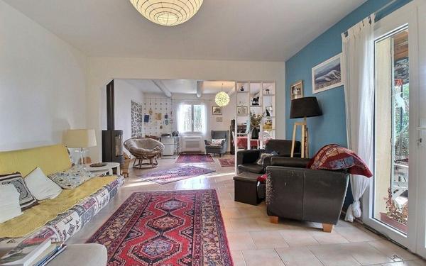 Maison à vendre    4 pièces •  Carpentras