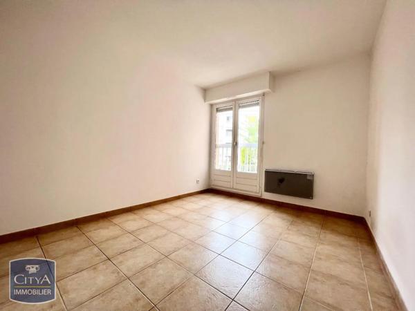 Appartement à louer 3 pièces 76.5m² Nîmes (30000)