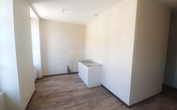 Appartement à vendre    3 pièces • 53,30 m2 Brie-Comte-Robert