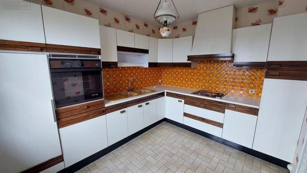 Maison à vendre à Rethel dans les Ardennes (08300), ref : 10315/596