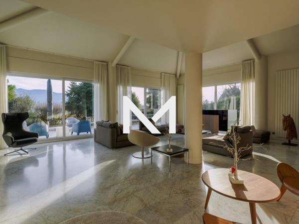 Villa de Standing avec Vue Panoramique et Piscine | Premium Immobilier
