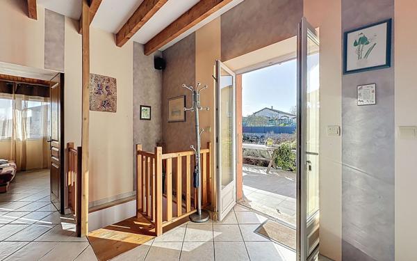 Maison à vendre    3 pièces •  Mornant