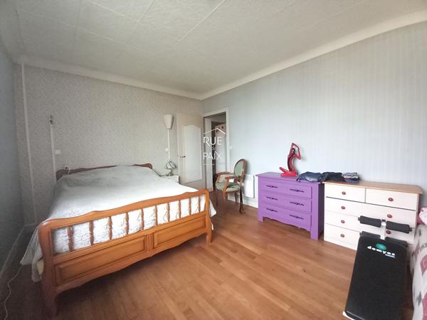 86420 MONTS SUR GUESNES Maison Monts Sur Guesnes 6 pièces 255 m²