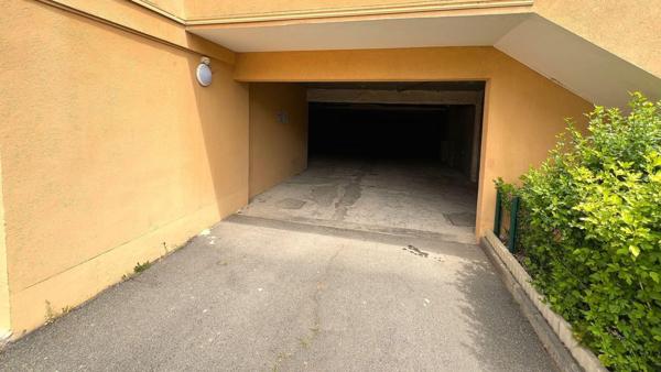 Grand garage , rare au Cap d'Agde