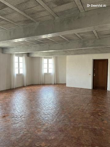 L'Isle-sur-la-Sorgue (84800) Plateau brut avec vue exceptionnelle sur la Sorgue