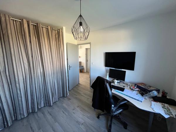 Maison plain pied 120m² , 4chambres, jardin, grand garage, piscine