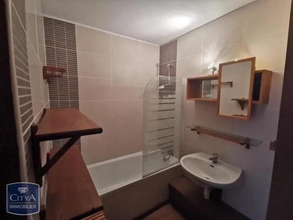Appartement à louer 1 pièce 33m² Talence (33400)