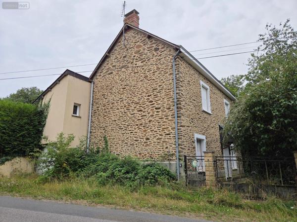 Maison à vendre à La Chapelle-au-Riboul en Mayenne (53440), ref : 1372