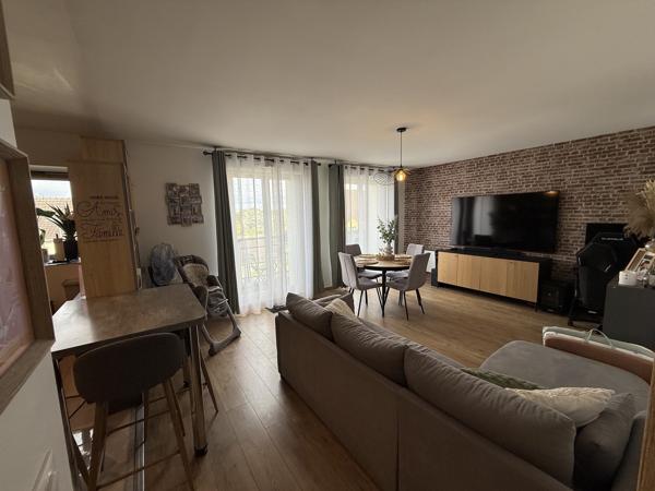 Très bel F3 de 64 m² avec balcon