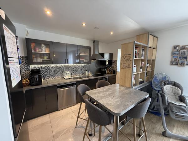 Très bel F3 de 64 m² avec balcon
