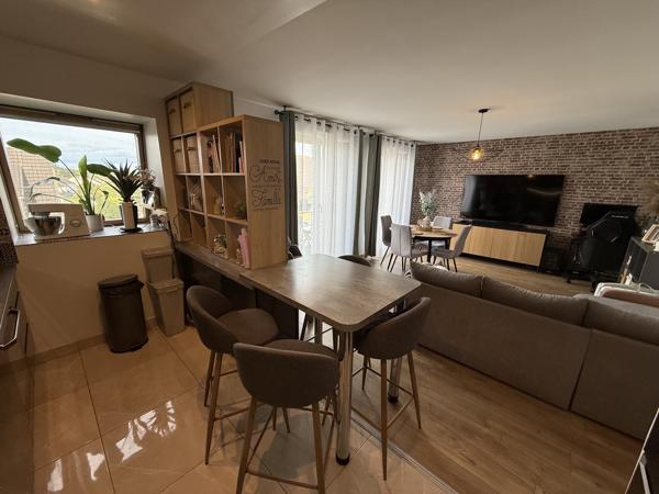 Très bel F3 de 64 m² avec balcon