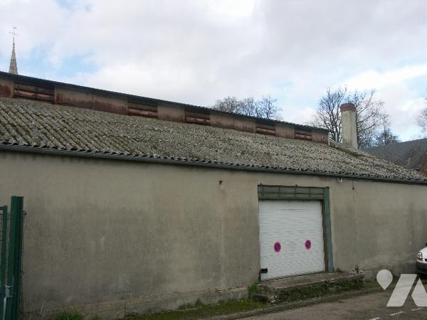 Dans le centre de VAL DE SCIE-Auffay, un local