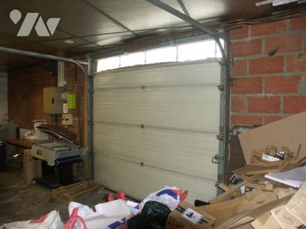 Dans le centre de VAL DE SCIE-Auffay, un local