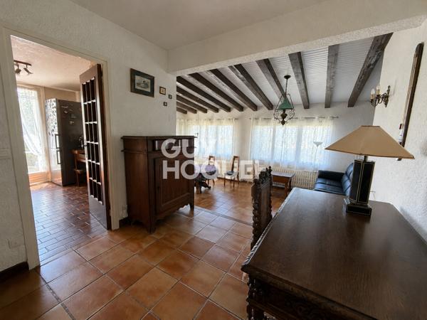 Propriété à vendre de 11 pièces de 241,91 m² avec terrain et piscine