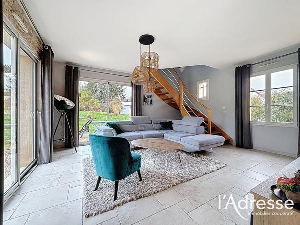 Saint-Avertin, Maison familiale 4 chambres, 1 351 m² de terrain