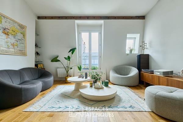 Dernier étage traversant rénové – Quartier Lorette-Martyrs