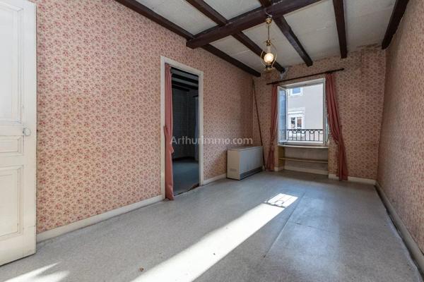 Vente Maison 6 pièces 144 m2 à Lagnieu