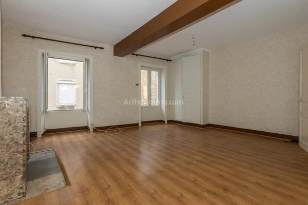 Vente Maison 6 pièces 144 m2 à Lagnieu