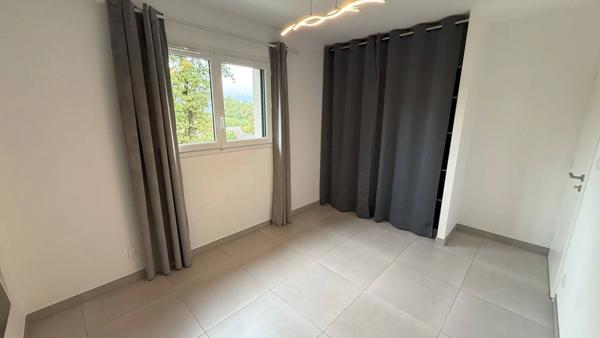 Maison contemporaine 2023 – Élégance et confort au cœur d’Aix-les-Bains