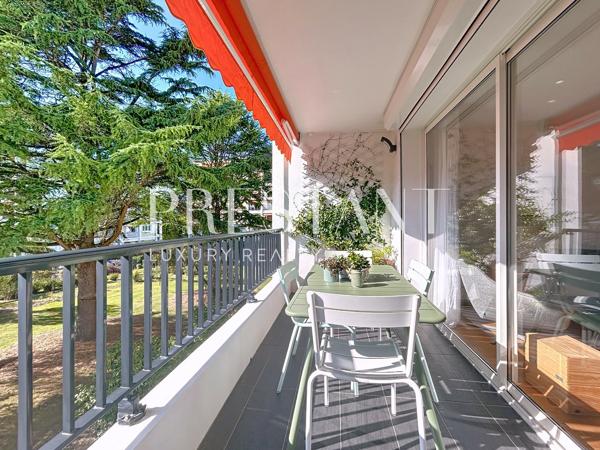Appartement lumineux de 99 m² avec terrasse et parc arboré, à 15 minutes à pied de la Grande Plage, BIARRITZ